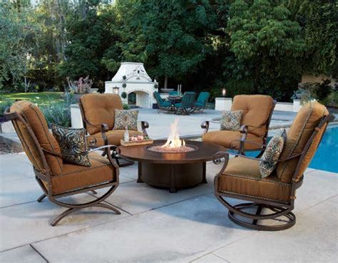 patio furniture stores near me.